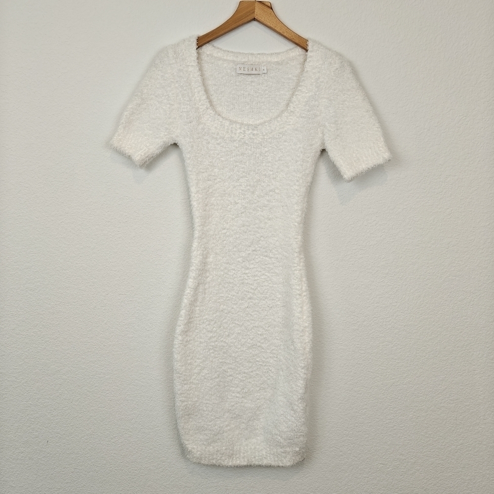 Meshki Fuzzy Teddi White Short Sleeve Bodycon Mini Dress Size Small Women's - Picture 2 of 13